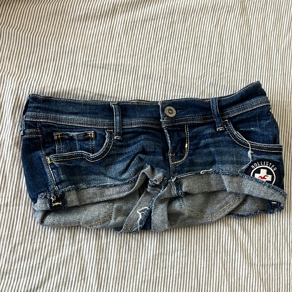 Hollister short size 00 w23